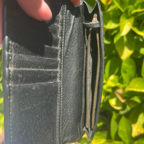 Gucci Marmont Long Wallet - Picture 5 of 7